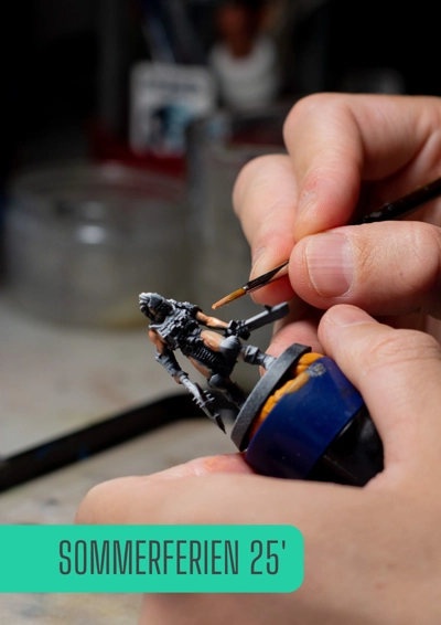Painting Warhammer Figurine